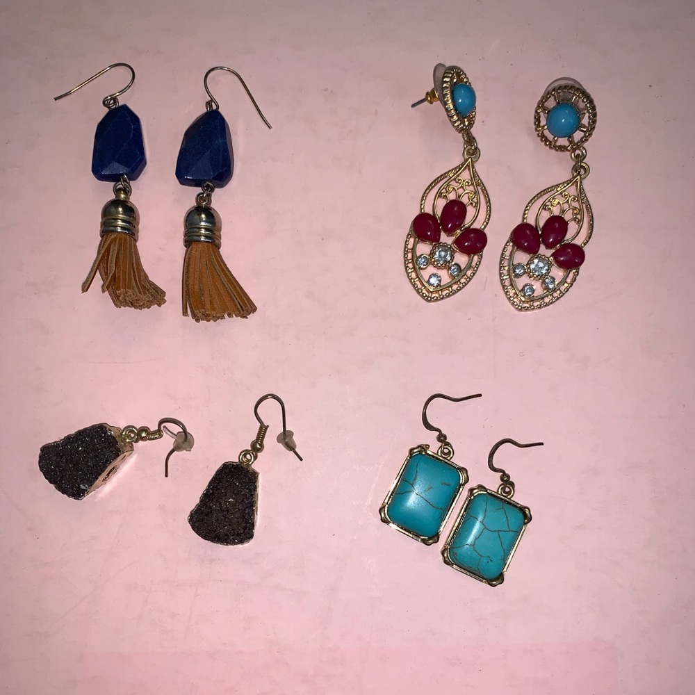 Set of 4 pairs of boutique earrings